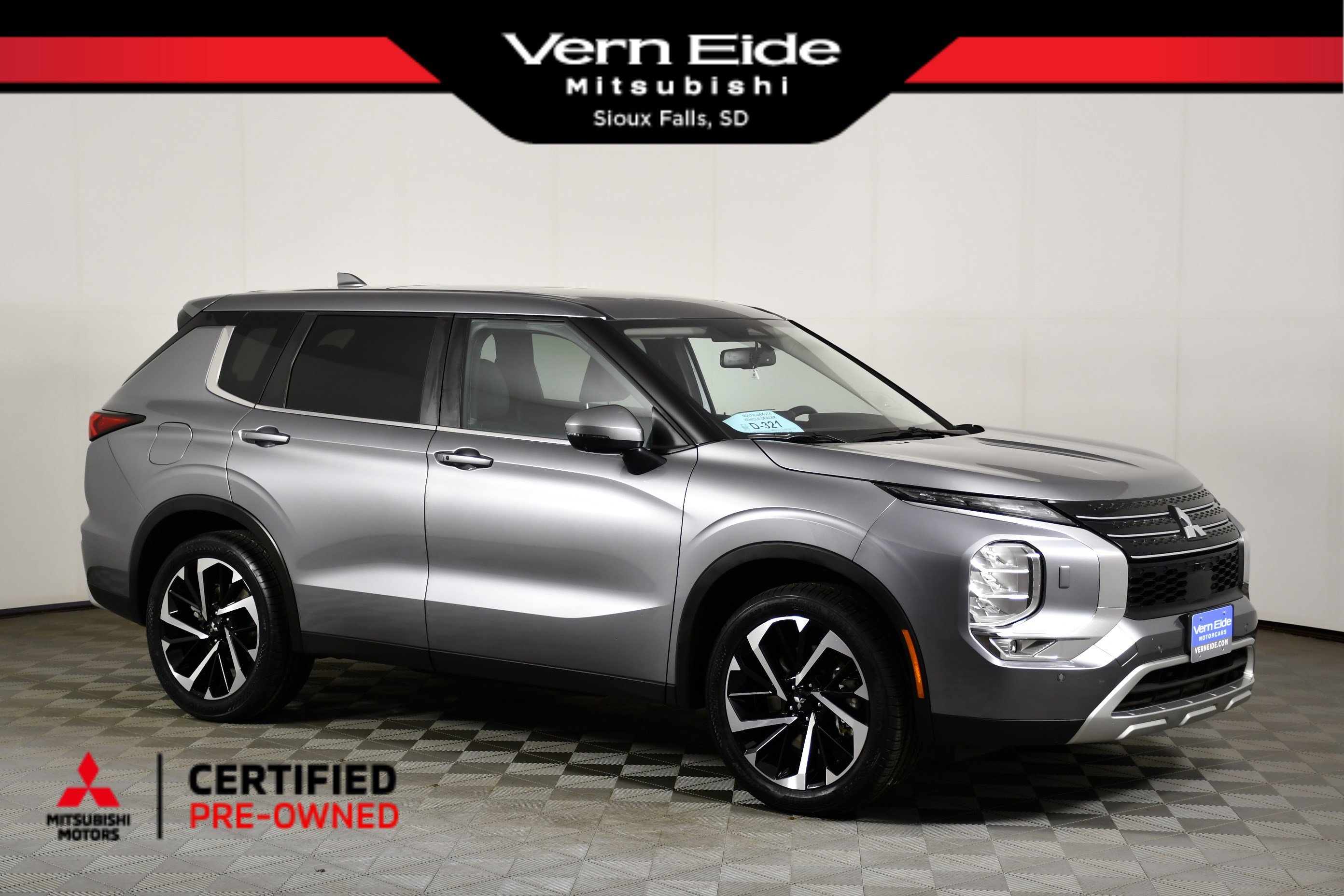 2024 Mitsubishi Outlander SE S-AWC's photo