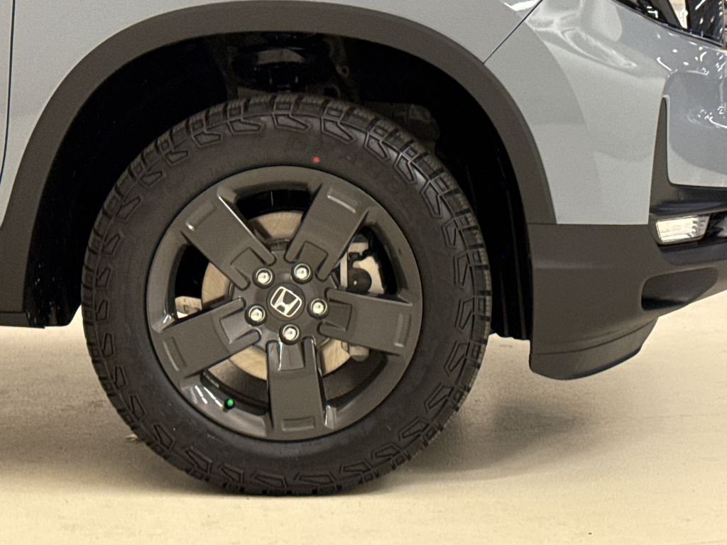 New 2026 Sonic Gray Pearl Honda TrailSport image 6