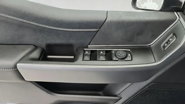 New 2026 Carbonized Gray Metallic Ford XLT image 20