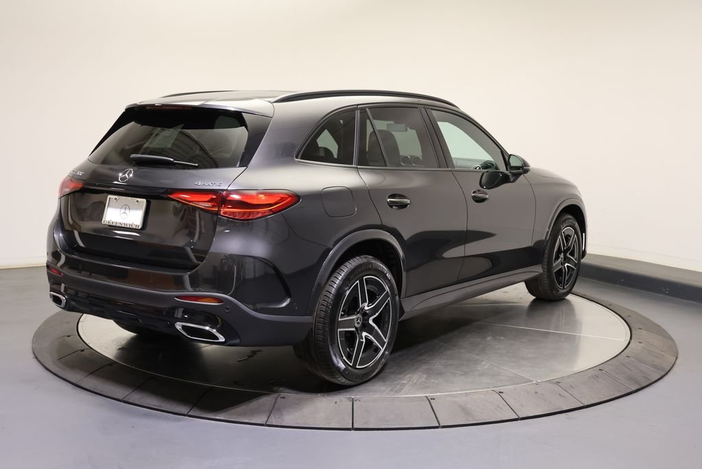 New 2027 Graphite Grey Metallic Mercedes-Benz GLC 300 image 5