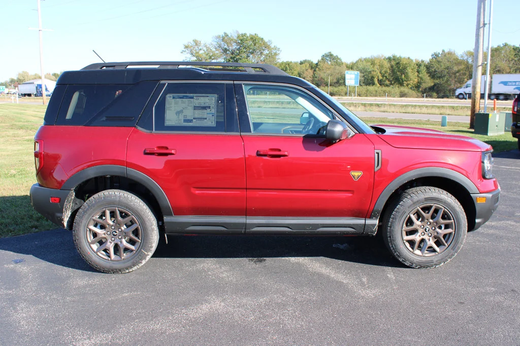 New 2026 Ruby Red Metallic Tinted Clearcoat Ford Badlands® image 17