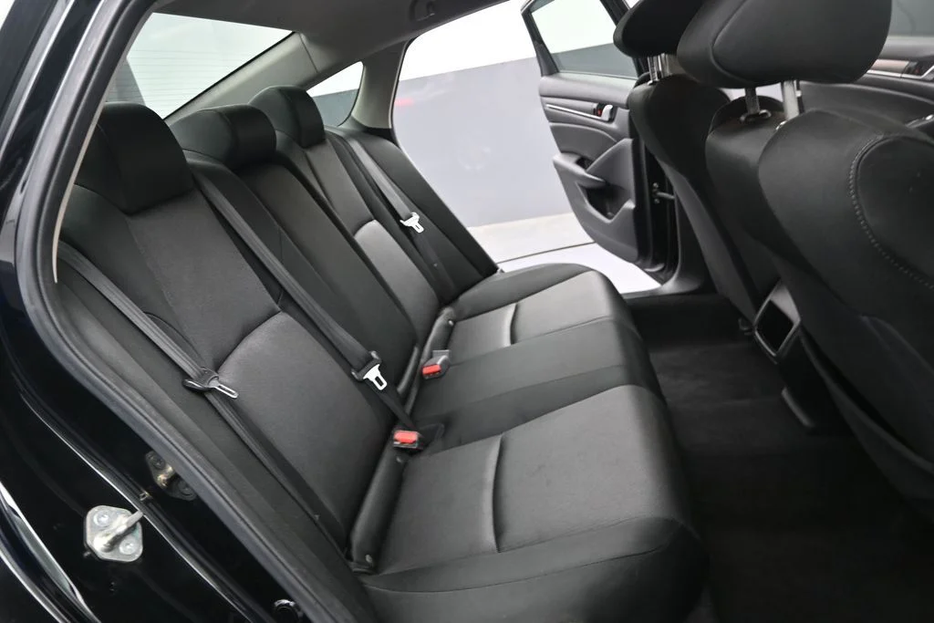 Used 2020 Crystal Black Pearl Honda LX image 30
