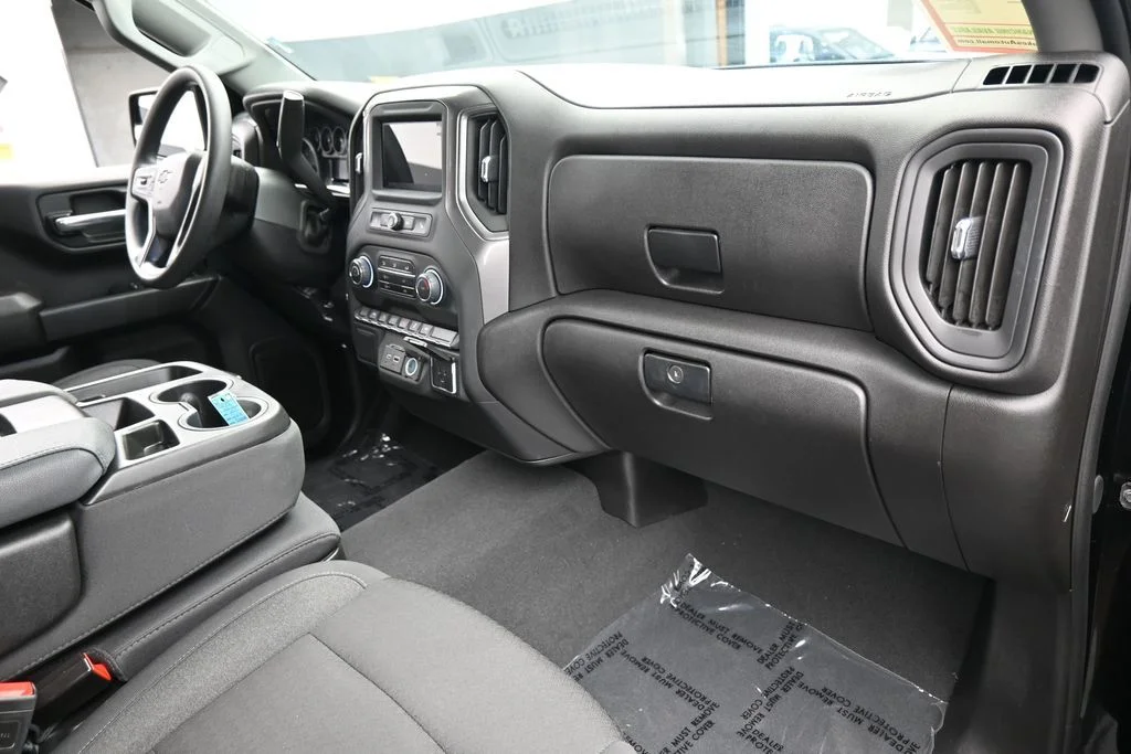 Used 2025 Black Chevrolet Custom image 45
