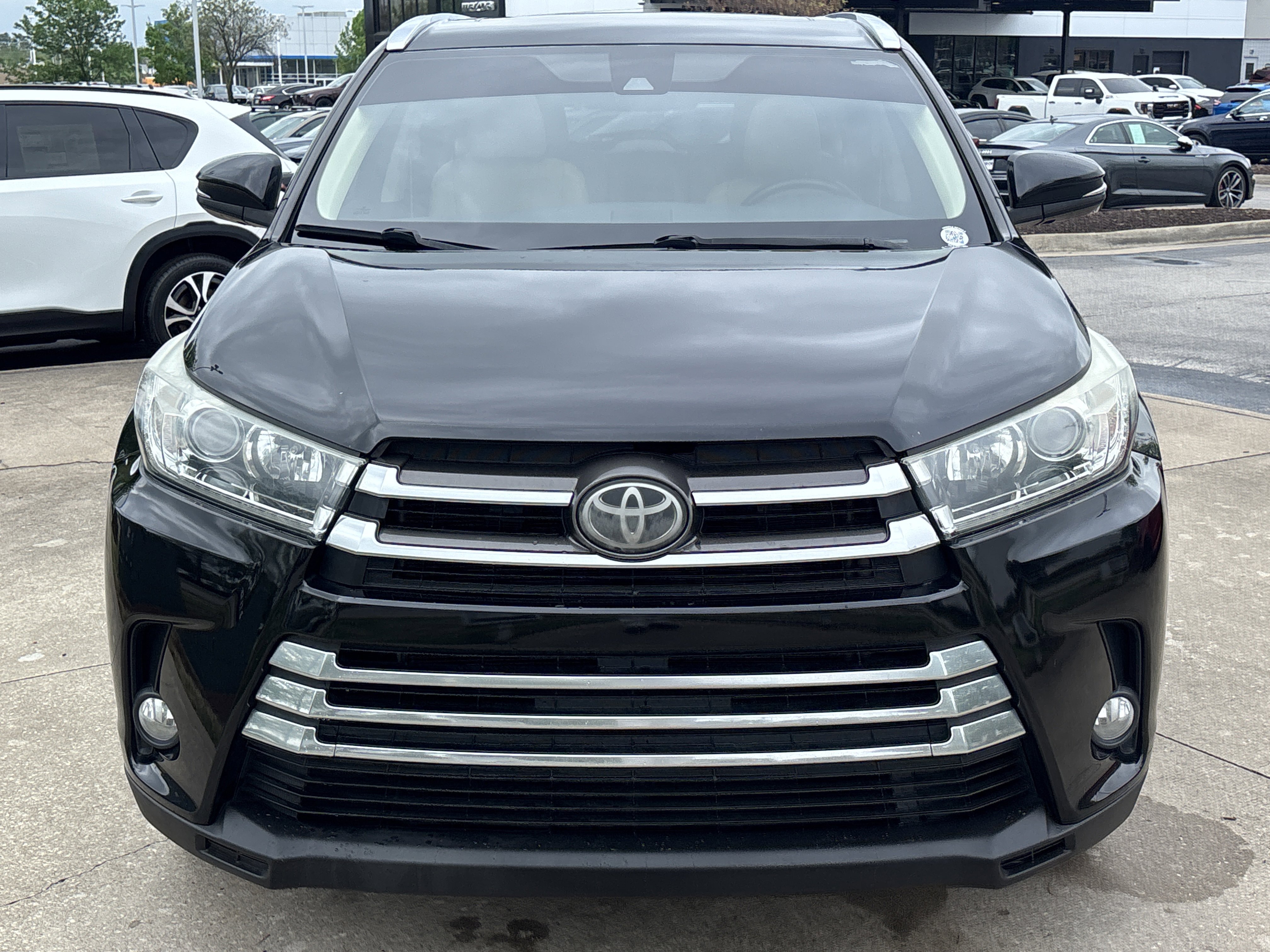 Used 2018 Midnight Black Metallic Toyota Limited AWD image 13