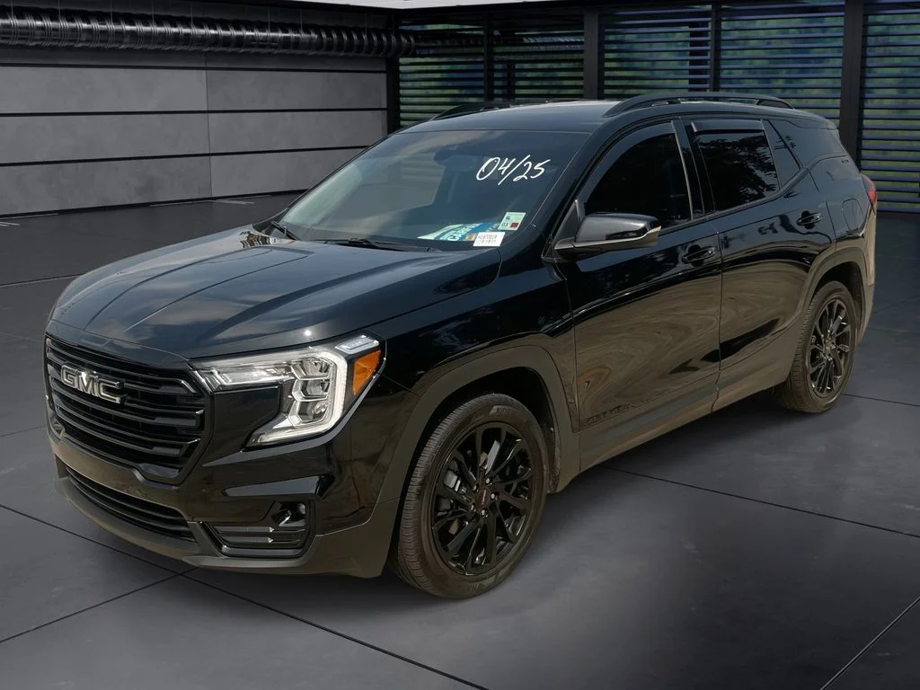 2024 GMC Terrain SLT FWD's photo