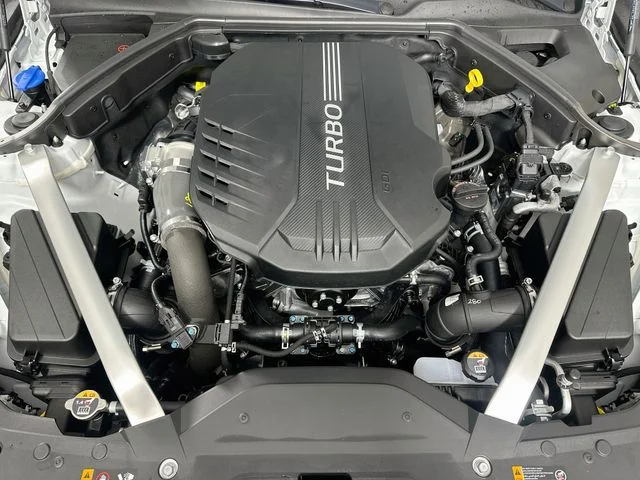 New 2026 White Genesis 3.3T Sport Prestige image 25