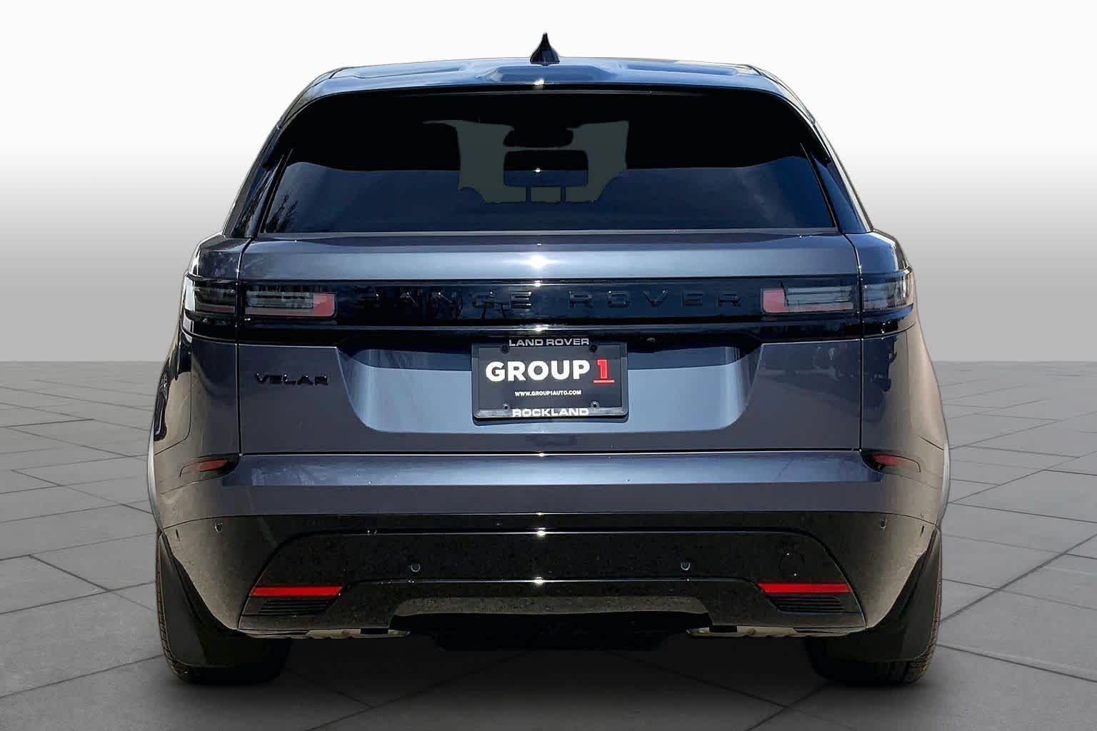 Used 2026 Varesine Blue Metallic Land Rover Dynamic SE image 5