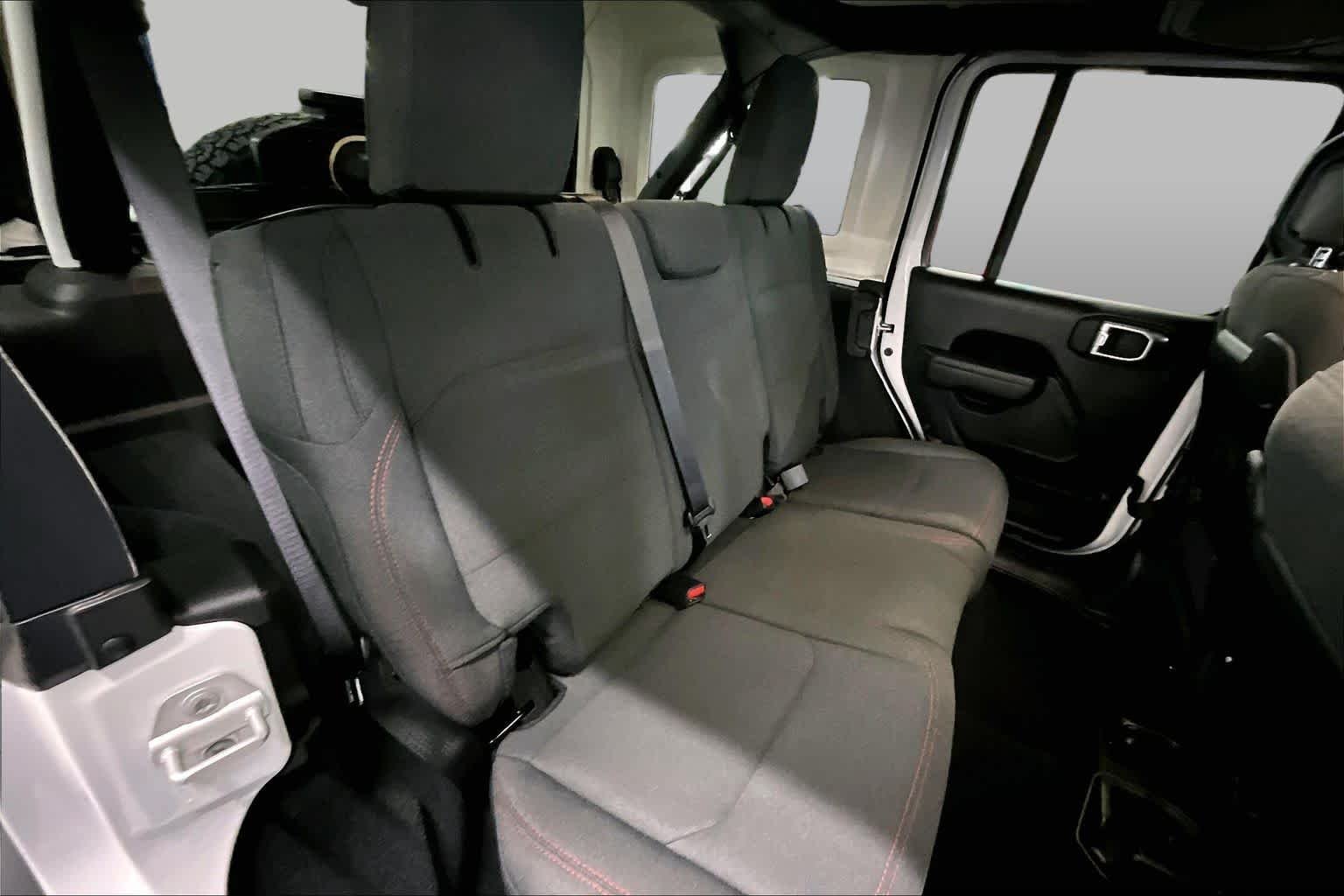 Used 2026 Bright White Clearcoat Jeep Rubicon image 20
