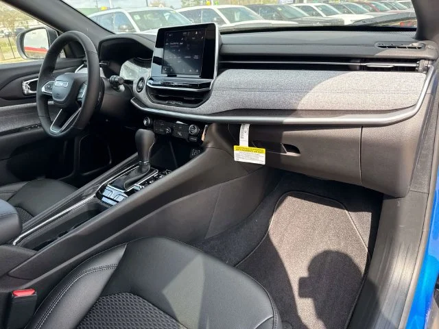 2026 Jeep Compass Latitude - Photo 24