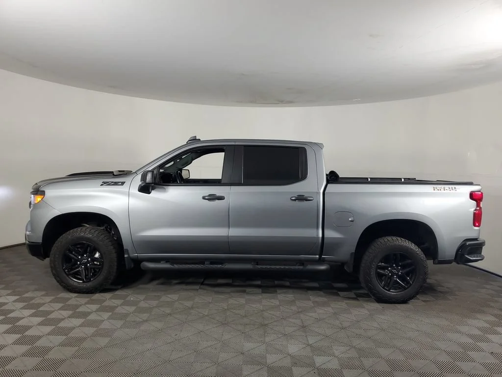 Used 2024 Sterling Gray Metallic Chevrolet Custom Trail Boss image 7