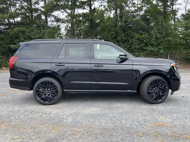 New 2026 Black Ford Platinum image 2