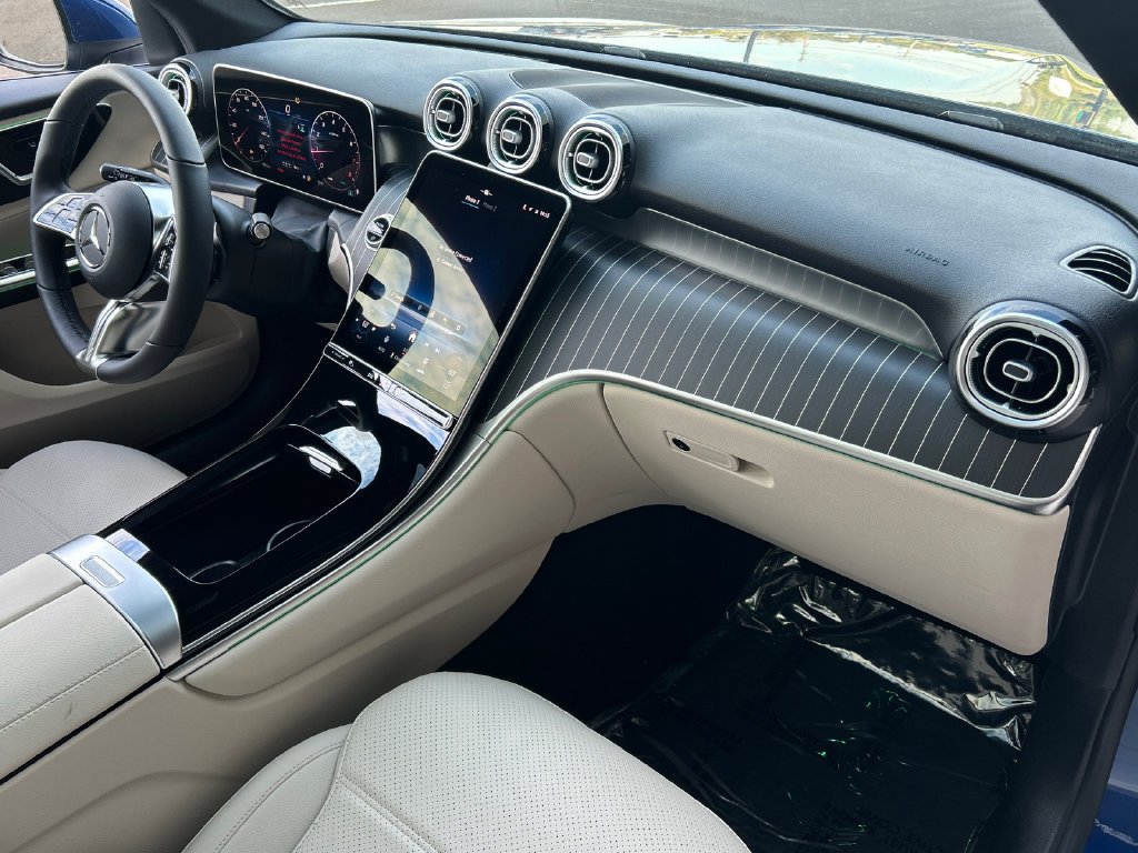 New 2026 Starling Blue Metallic Mercedes-Benz GLC 300 image 65