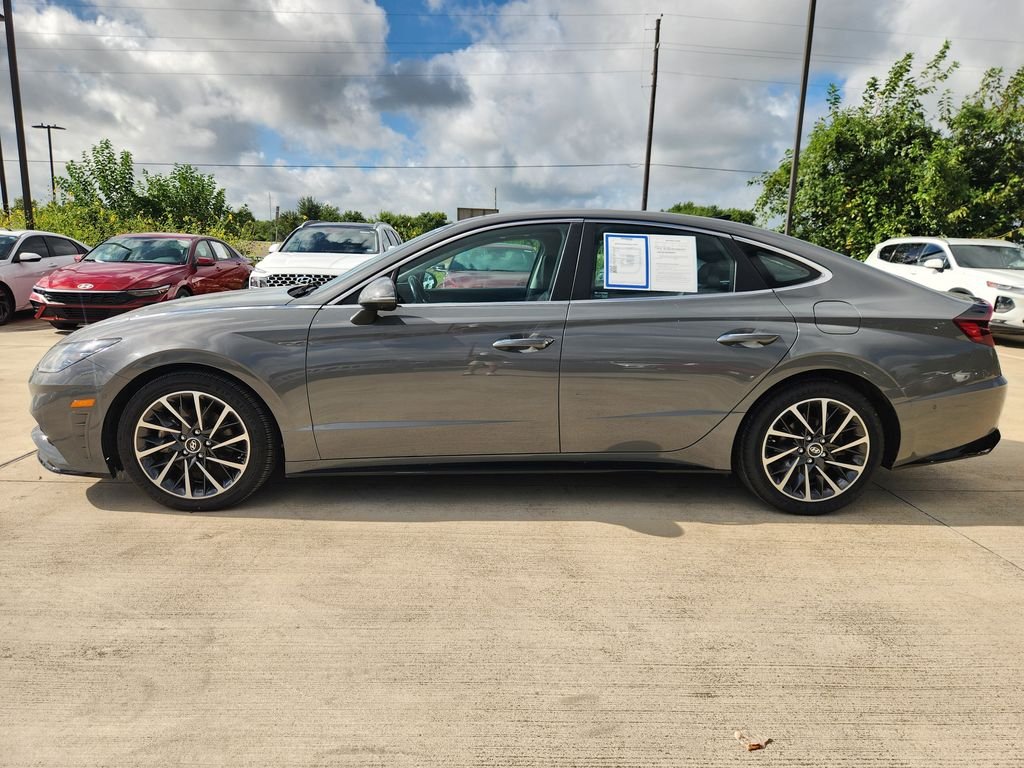 Used 2022 Hampton Gray Hyundai Limited image 6