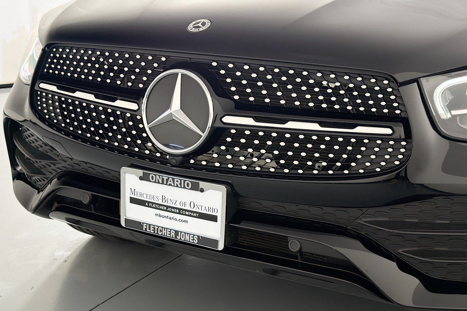 Used 2022 Black Mercedes-Benz 300 image 13