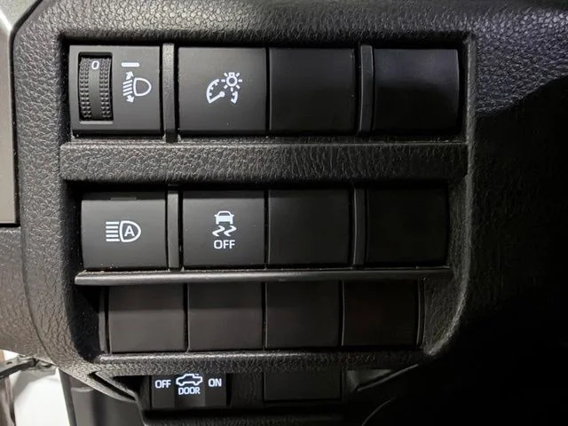 Used 2024 White Toyota SR5 image 21