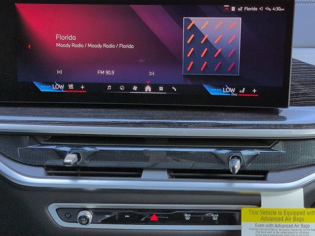 New 2026 Mineral White Metallic BMW xDrive40i image 18
