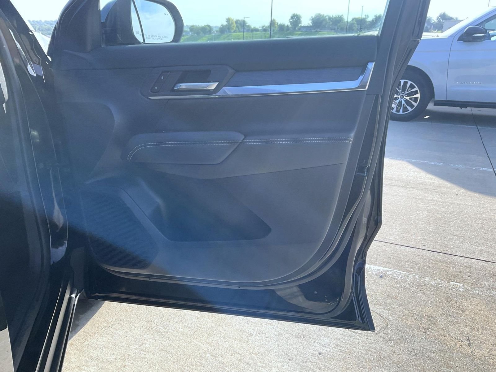 Used 2026 Black GMC Elevation image 17