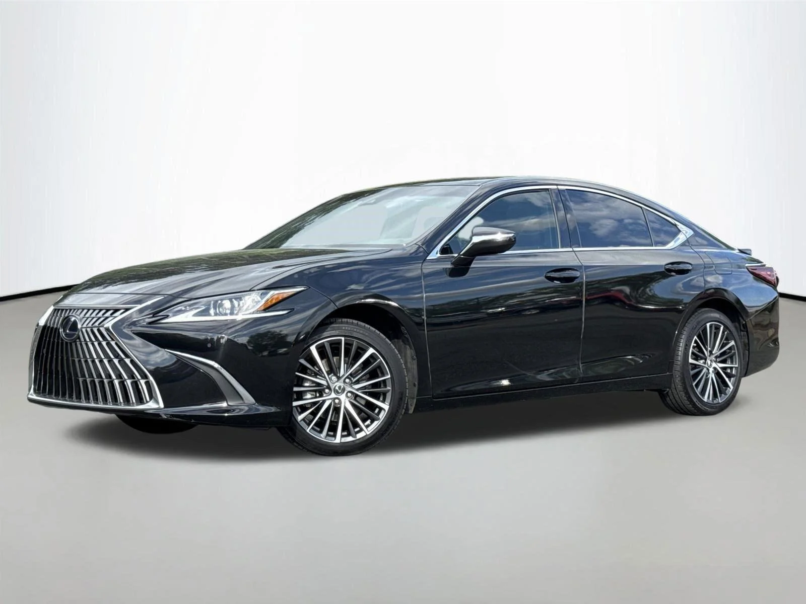 2022 Lexus ES Hybrid