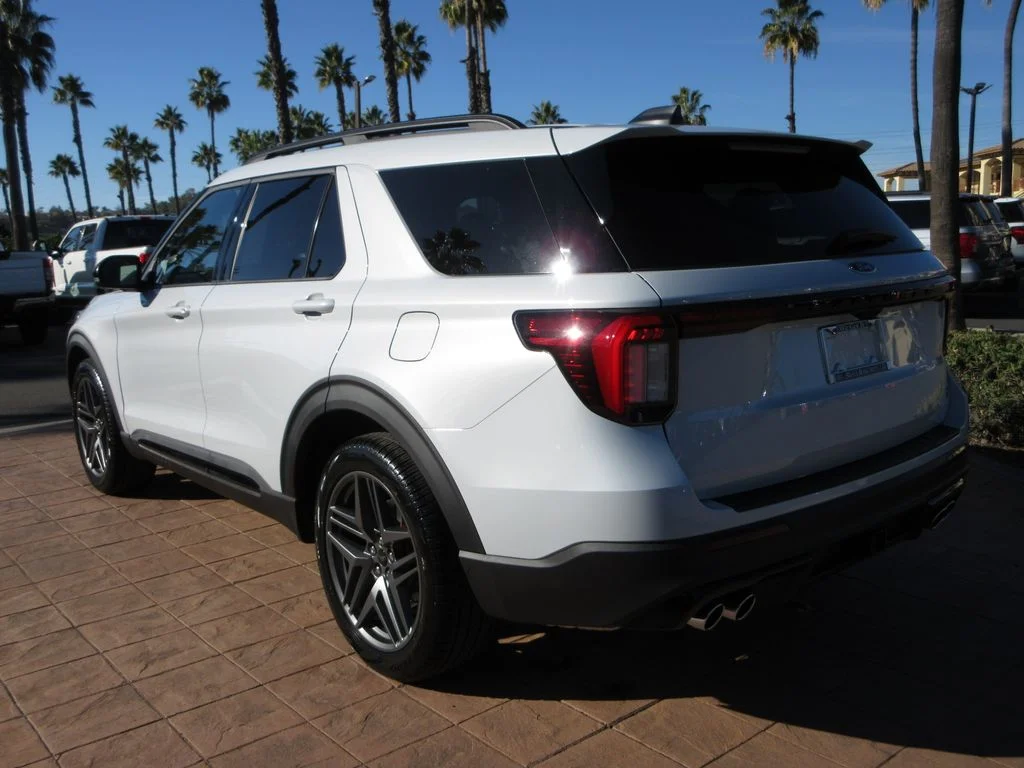 New 2026 Space White Metallic Ford ST image 2