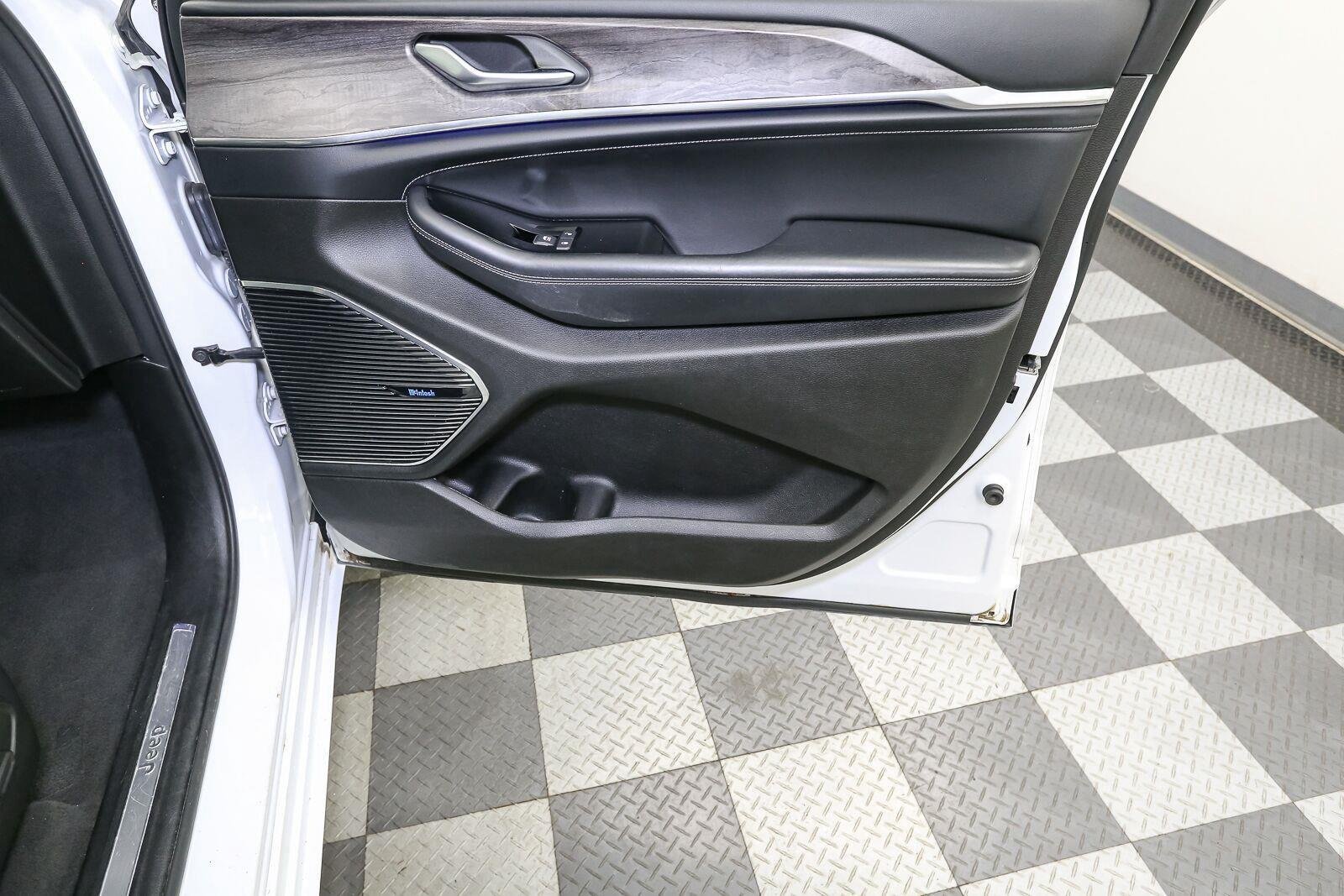 Used 2022 Bright White Clearcoat Jeep Overland image 23