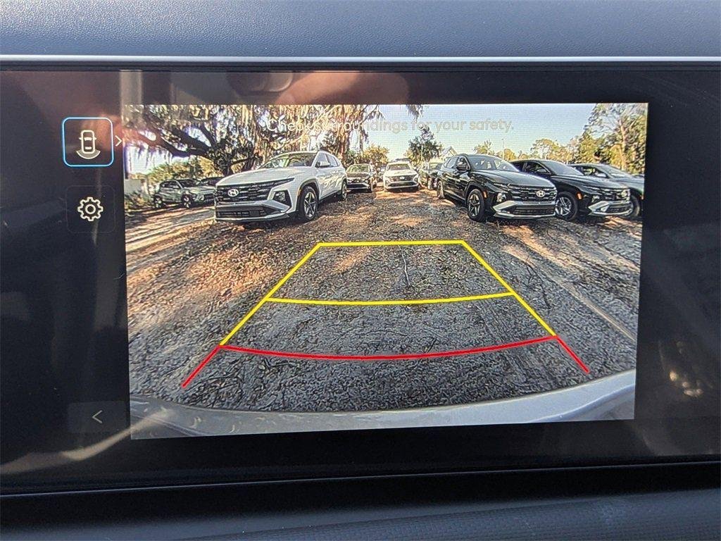 New 2026 White Hyundai SEL FWD image 22