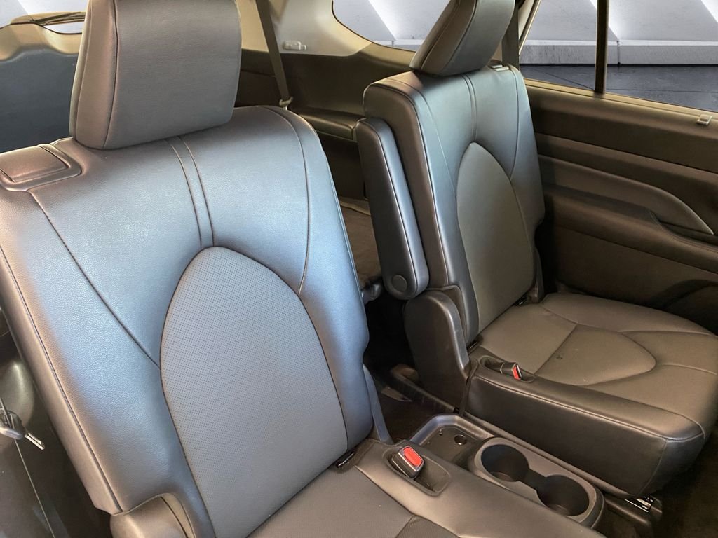 Used 2024 White Toyota XLE image 14
