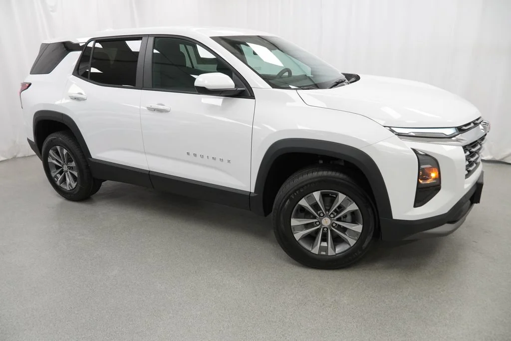 New 2027 Summit White Chevrolet LT image 6