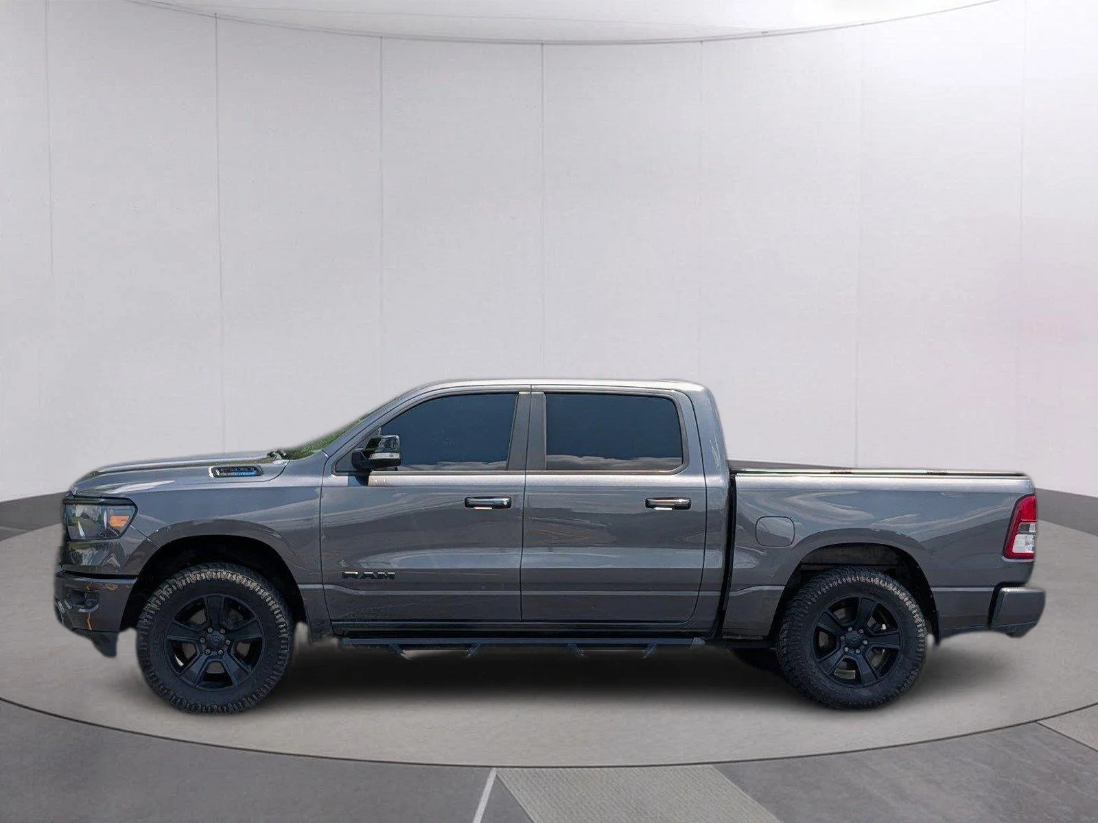 Used 2021 Granite Crystal Metallic Clearcoat Ram Big Horn image 2