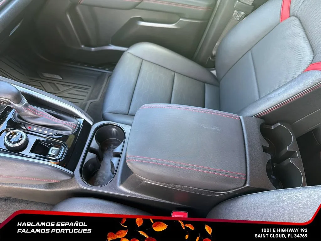 Used 2023 SUMMIT WHITE Chevrolet 4WD Z71 image 21