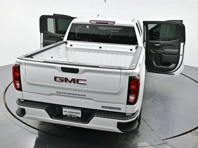 Used 2021 SUMMIT WHITE GMC Elevation image 39