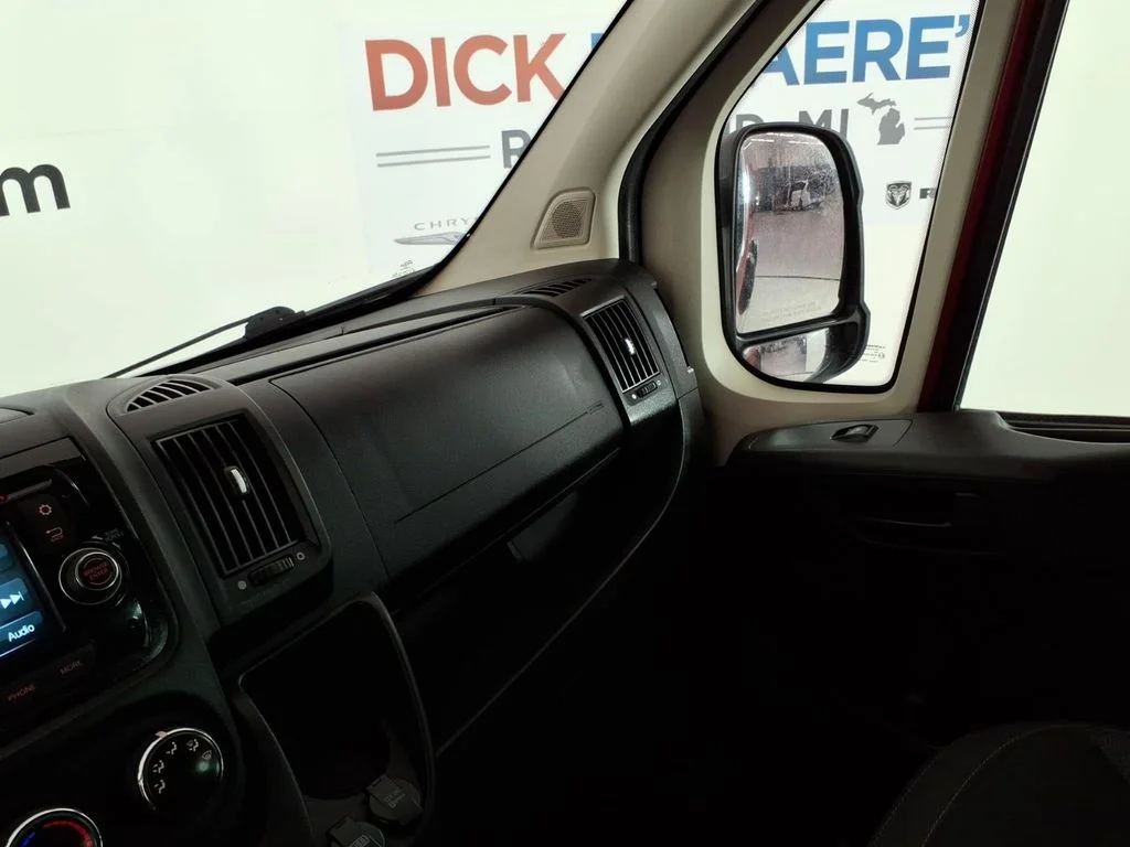 Used 2015 Red Ram High Roof image 23