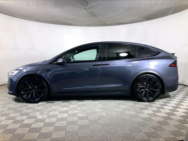 Used 2023 Tesla Model X Plaid with VIN 7SAXCBE69PF372868 for sale in Honolulu, HI