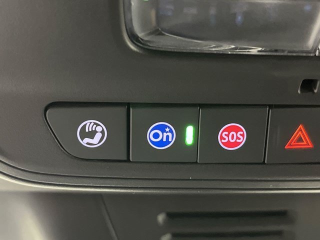 Used 2025 Summit White Chevrolet LT1 with PCY image 26