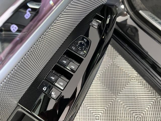 New 2026 Black BMW 740i image 15