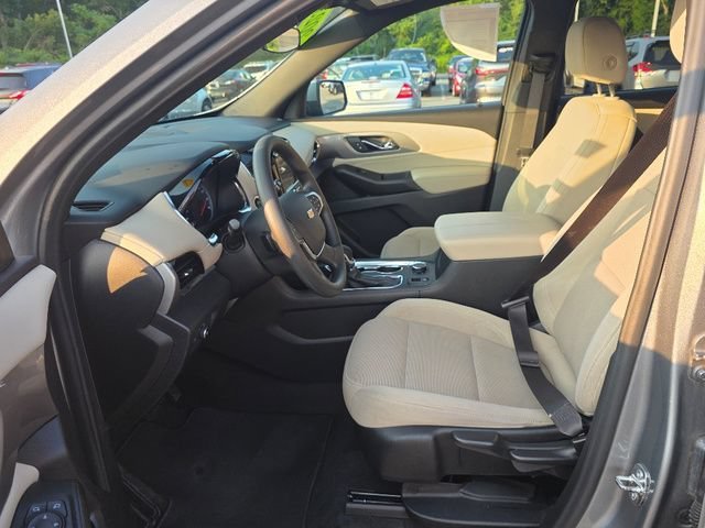 2023 Chevrolet Traverse LS - Photo 33