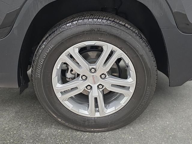 Used 2024 Black GMC SLE image 30