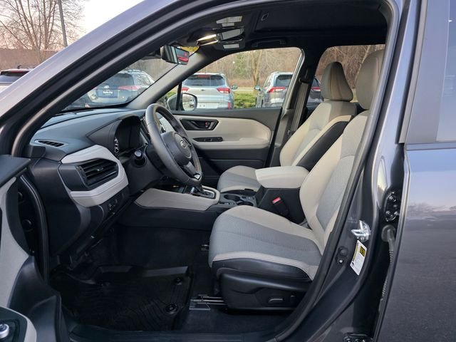 Used 2025 Gray Metallic Subaru Premium image 17