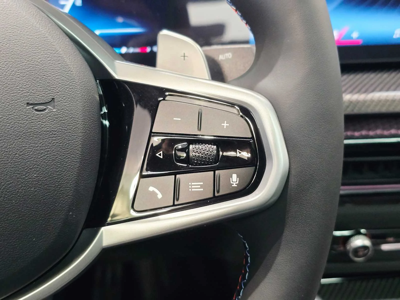 New 2026 Brooklyn Grey Metallic BMW xDrive image 19
