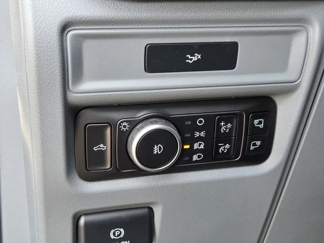 New 2026 Carbonized Gray Metallic Ford XLT image 16