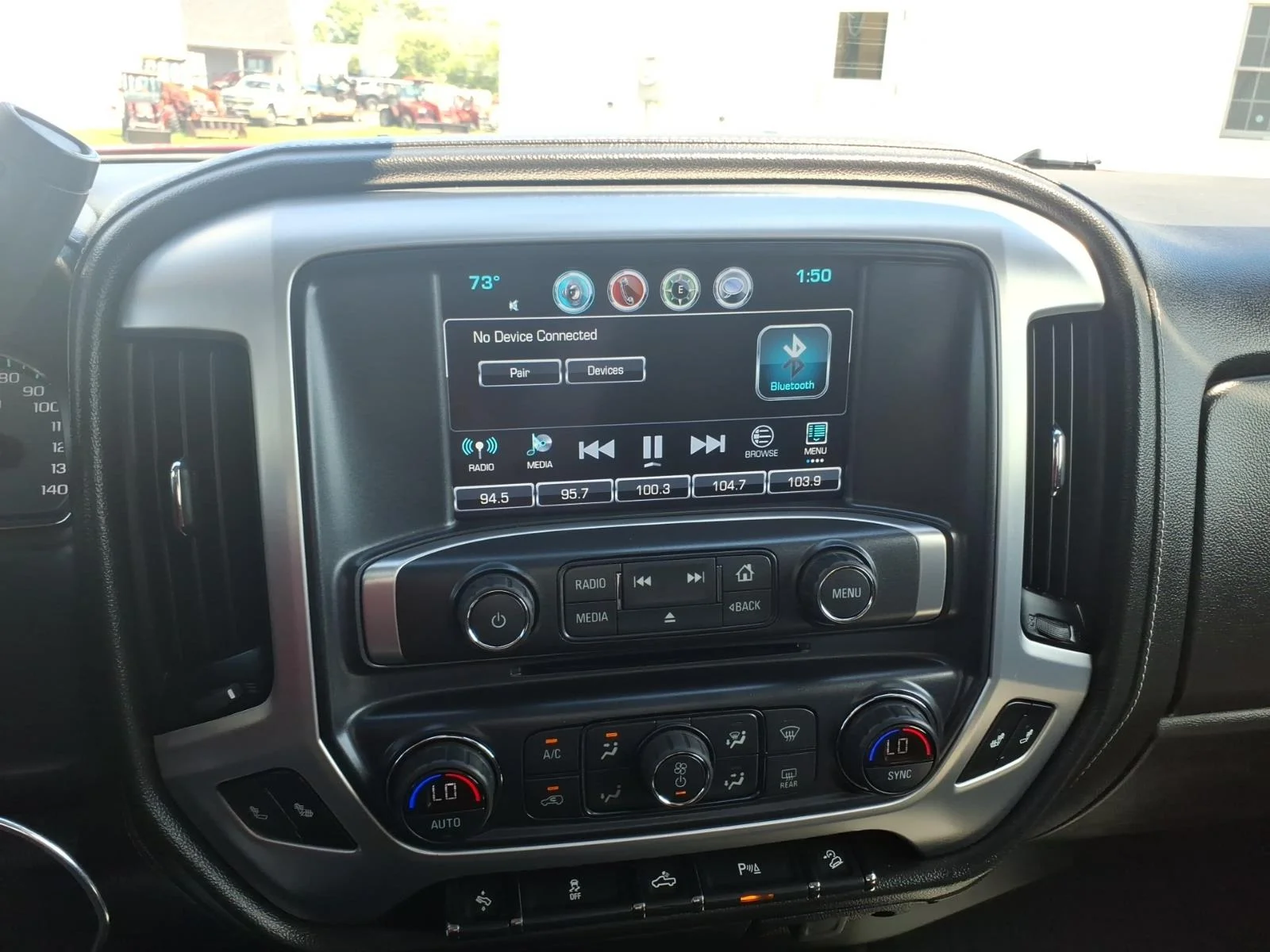 Used 2018 Quartz GMC SLT image 21