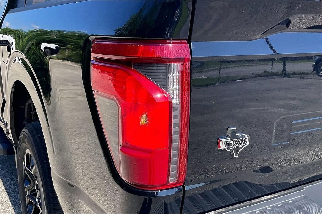 New 2026 Black Ford XLT image 14