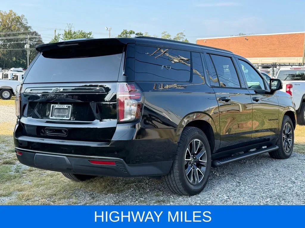 Used 2021 BLACK Chevrolet Z71 image 4