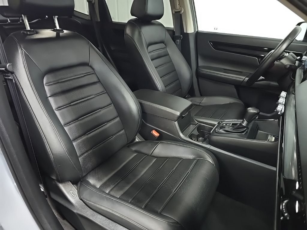 Used 2025  Honda EX-L image 15