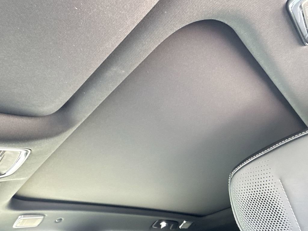 2026 Cadillac LYRIQ V Premium - Photo 22