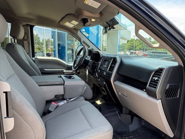 Used 2018 Blue Ford XLT image 16