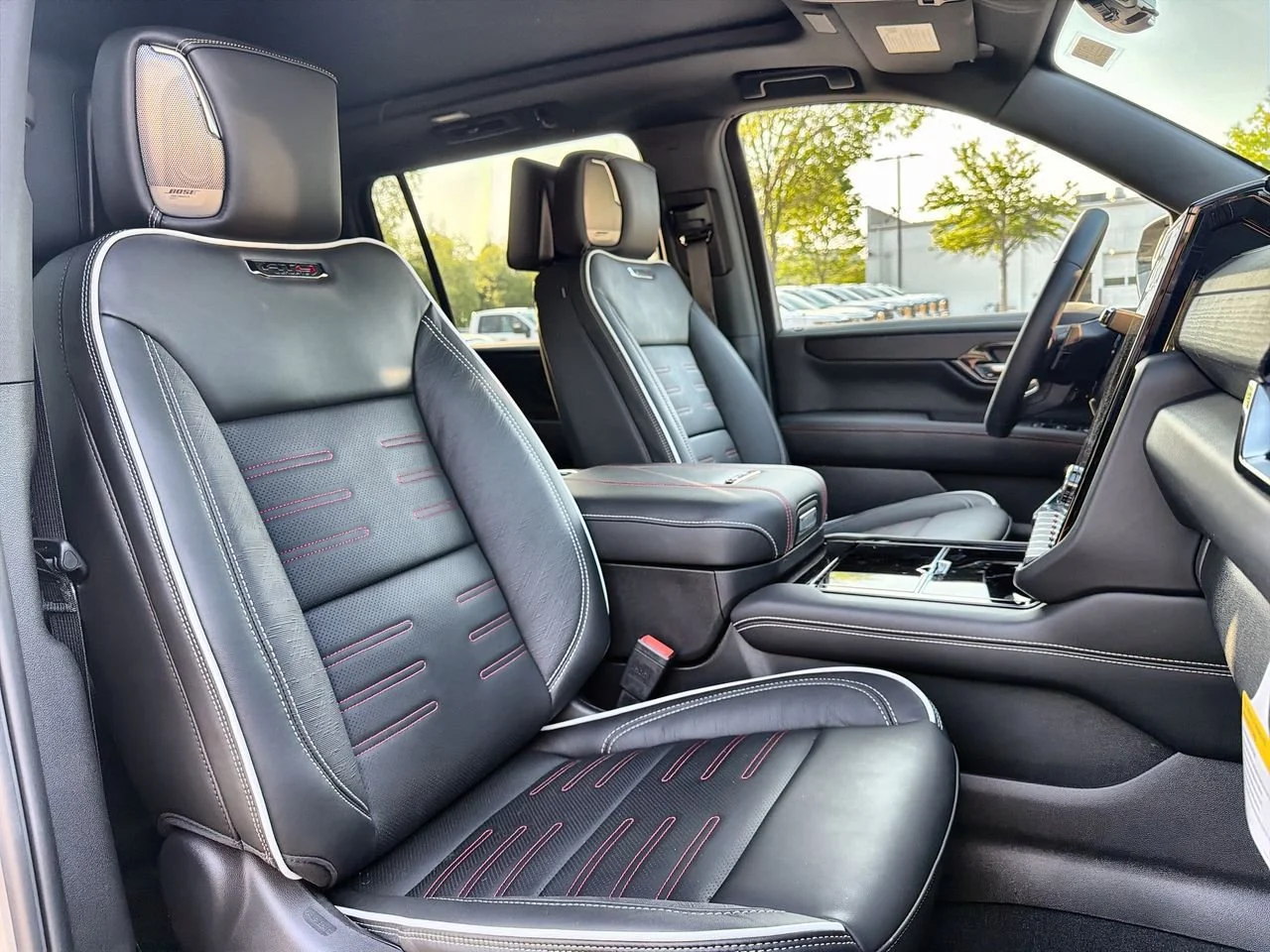 New 2026 Sterling Metallic GMC AT4 Ultimate image 23