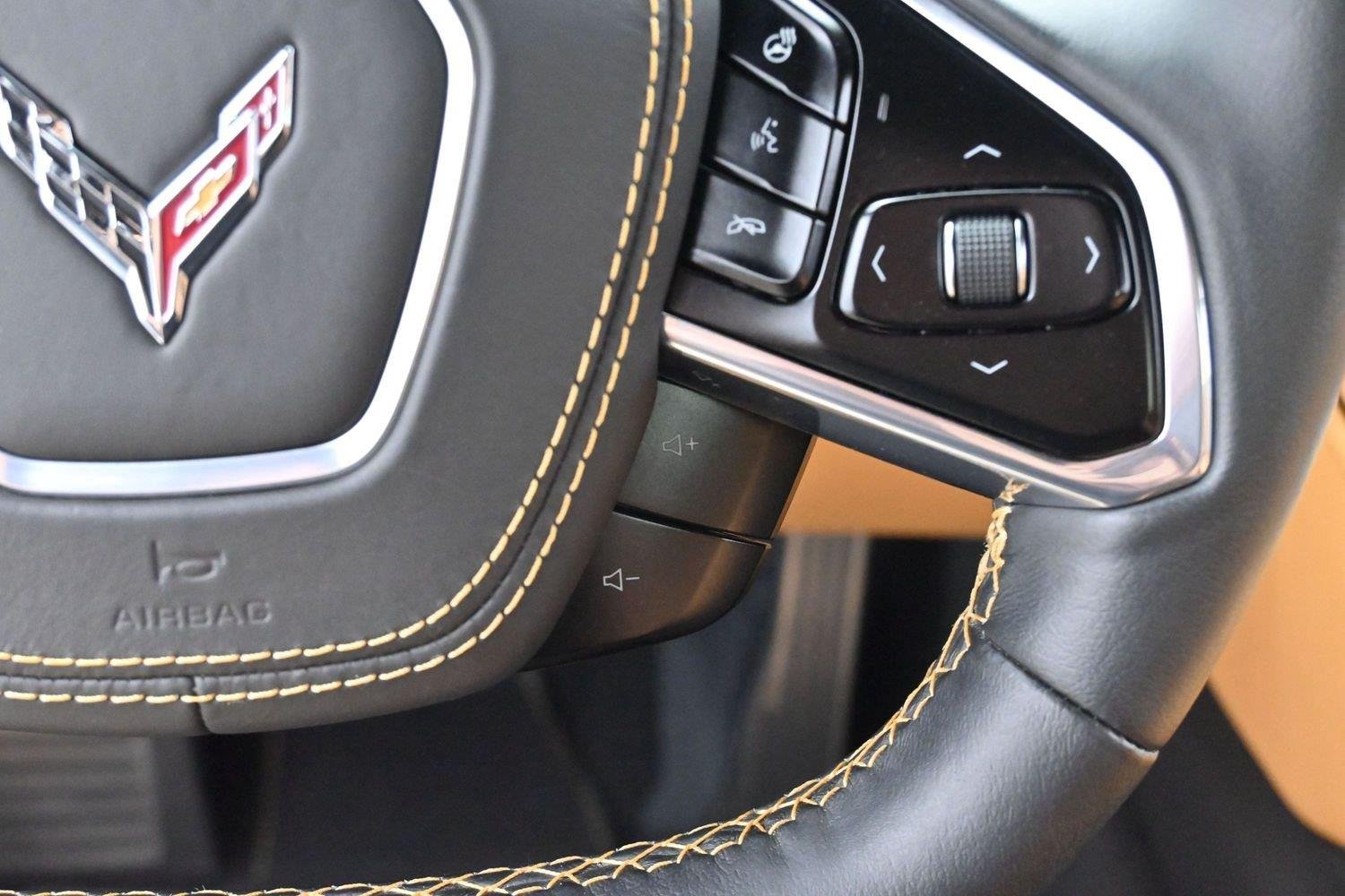 Used 2021 BLACK Chevrolet 3LT image 20
