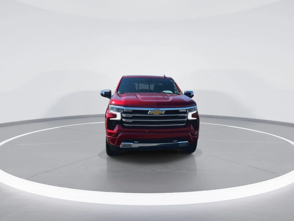 Used 2023 Red Chevrolet High Country image 3