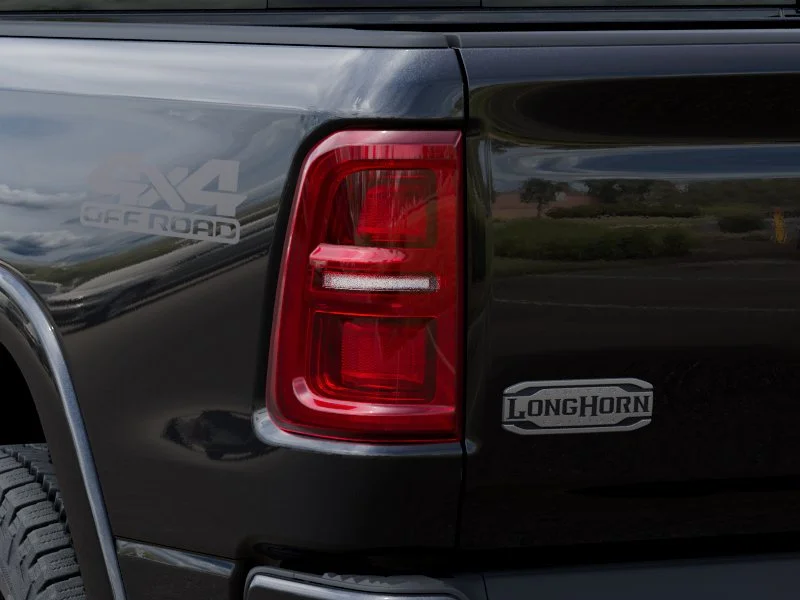 New 2026 Diamond Black Crystal Pearl-Coat Exterior Paint RAM Limited image 5