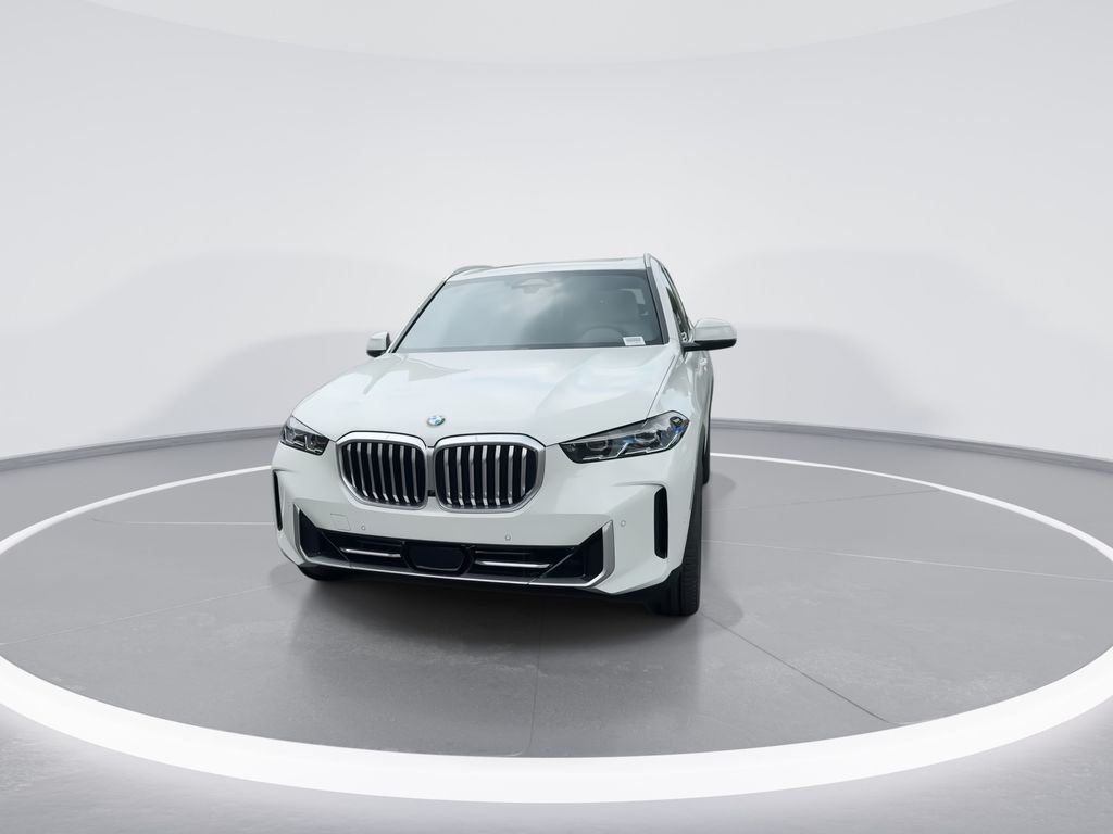 New 2026 White BMW xDrive40i image 3